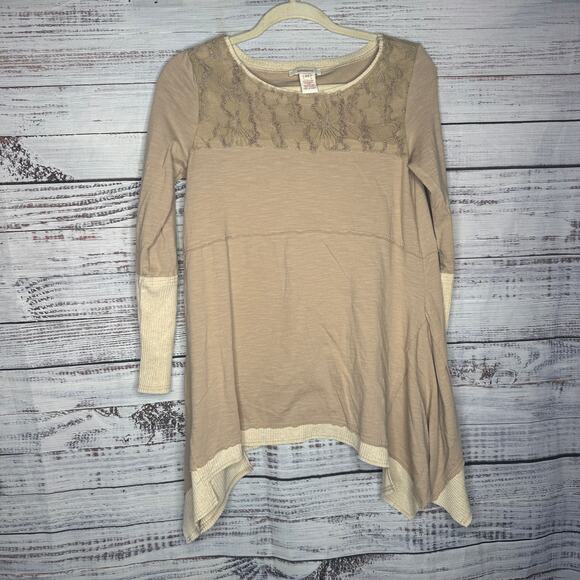 Sundance Tops - Sundance Tan Long Sleeve Shark Bite Hem Lace Detail Top XS